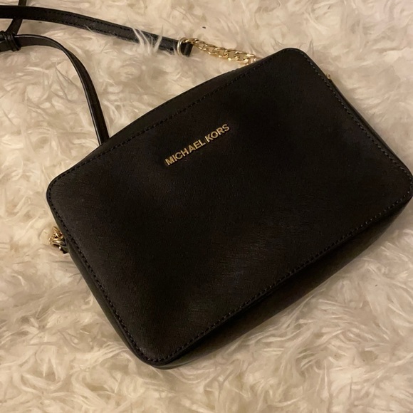 MICHAEL Michael Kors Handbags - Michael Kors Jet Set Large Crossbody